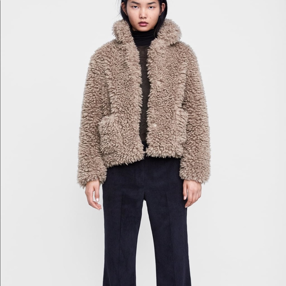SOLD ✨ zara soft faux fur jacket - Picture 3 of 6